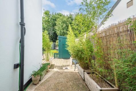 2 Eriswell Road -...