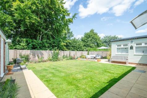 14 Lark Hill-15