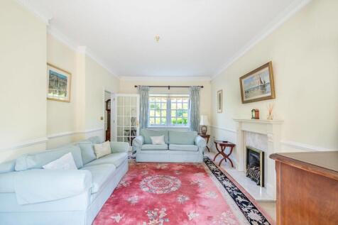 11 Balaton Place-...