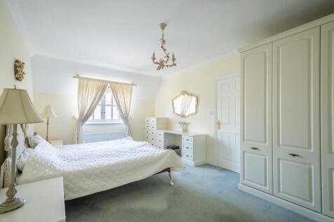 11 Balaton Place-...