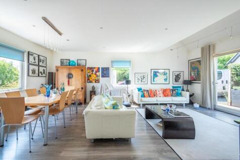 Folly Hill House-...