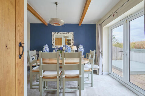 Flint Cottage 160...