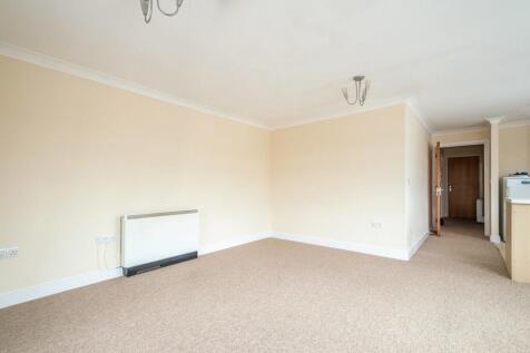 11 Ashbourne Cour...