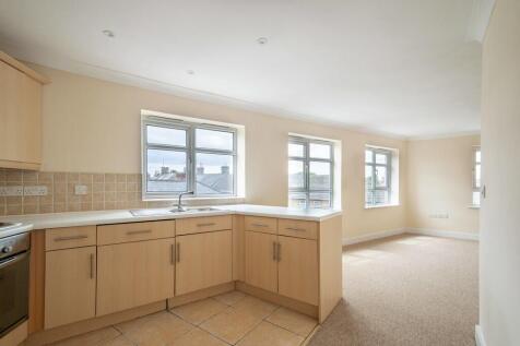 11 Ashbourne Cour...