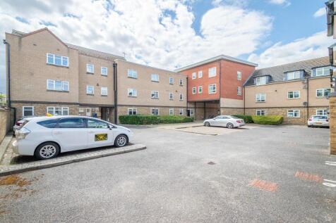 11 Ashbourne Cour...