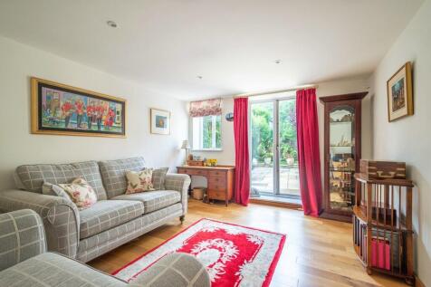 33a Hall Street-0...
