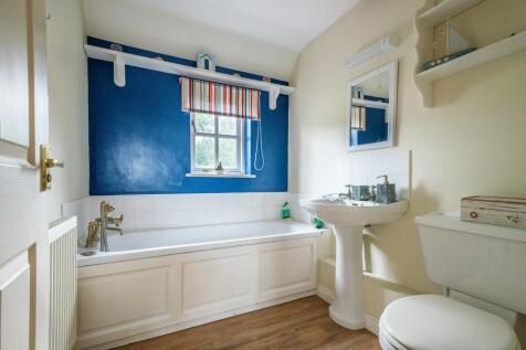 2b Burwell Road-1...