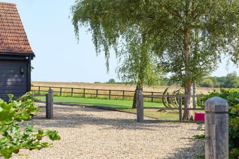 Church Farm 06082...