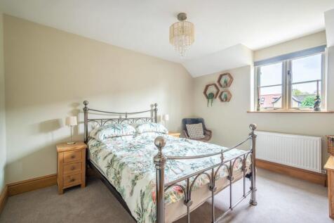 3 Hythe Lane-16