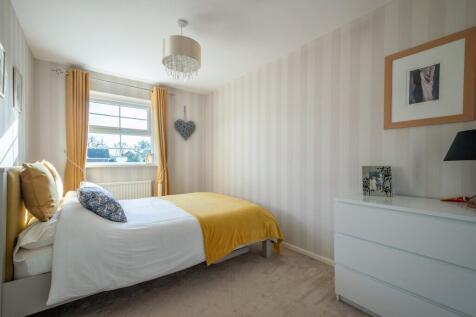 8 Higham Road-18