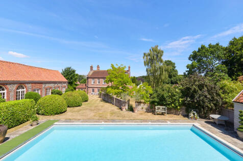 Moulton Hall 0907...