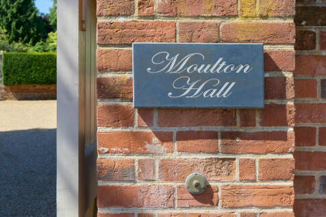 Moulton Hall 0907...