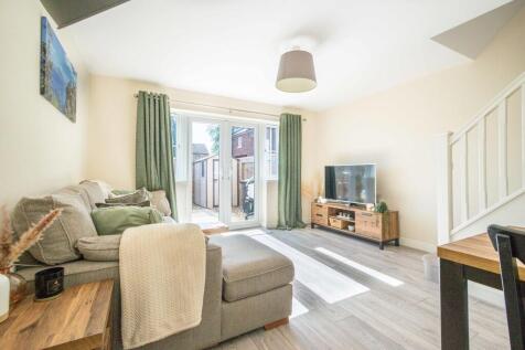 8 Griffin Gardens...