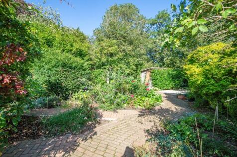 9a Chapel Street-...