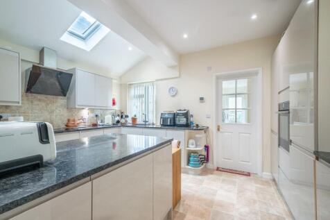 22 Fitzroy Street...