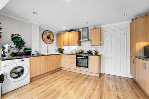 Scotts Close 7
