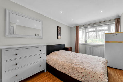 Scotts Close 8