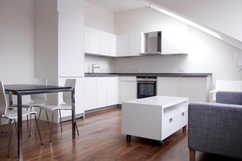 Kitchen / Reception