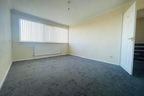 FORSALEBRINSWORTH...