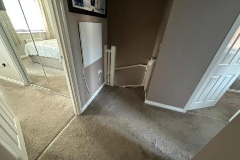 IMG-20250731-WA00...