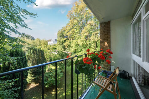 1349770-3-68d1273...