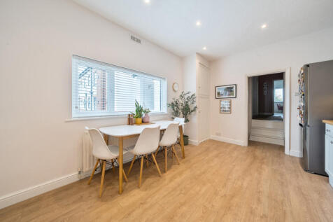 1365405-12-68f61a...