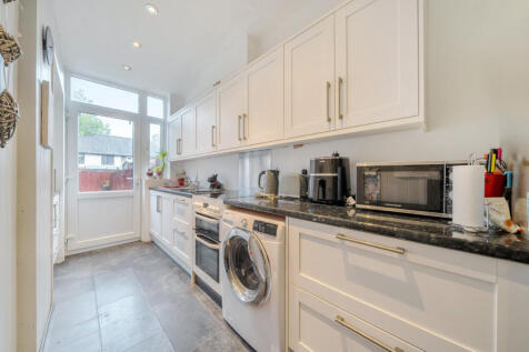 1369738-13-68f645...