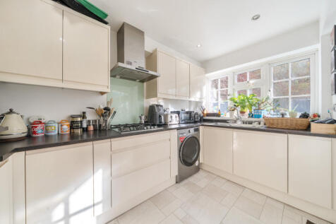 1361933-12-68f8b8...