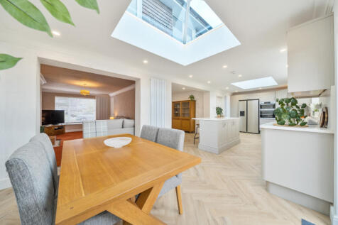 1371282-10-68ff5f...