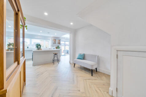 1371282-14-68ff5f...