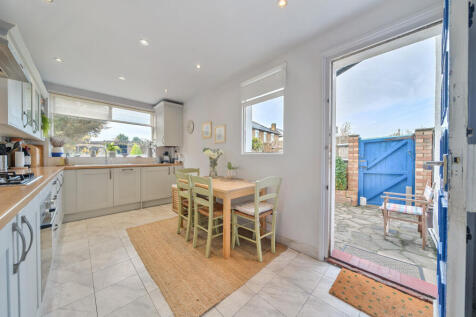 1371877-13-690350...