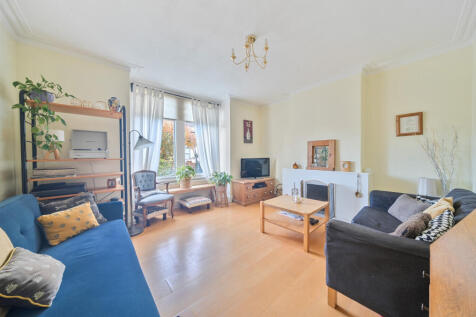 1371877-9-6903506...