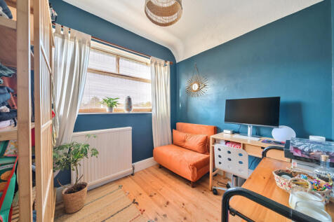 1371877-3-6903504...