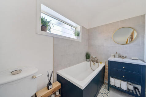 1371877-118-69035...