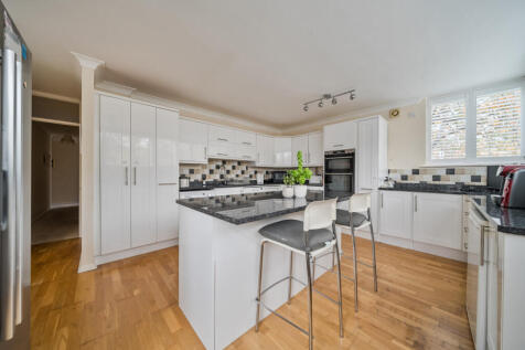 1374783-8-6908974...