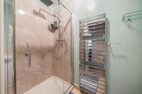 1374783-1-690896e...