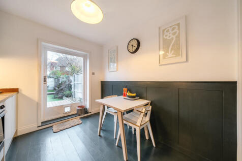 1373230-6-6908e2d...