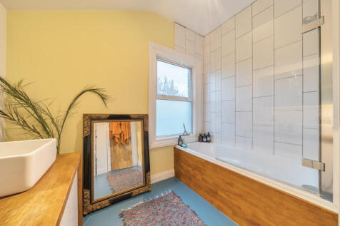 1373230-18-6908e6...