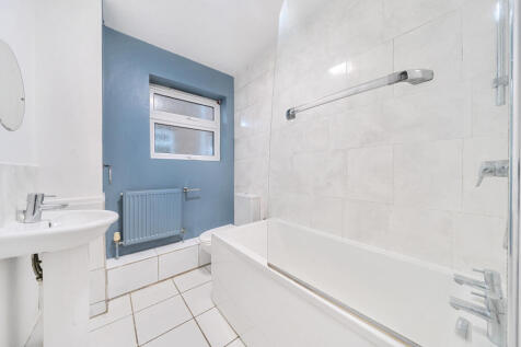 1376761-9-690c80b...