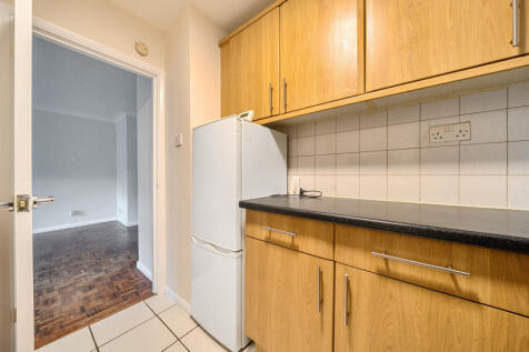 1376761-2-690c7fa...