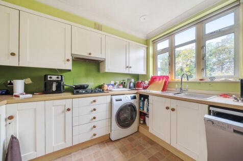 1370055-8-68fa595...