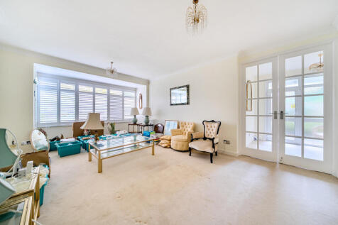 1380135-6-690da8e...