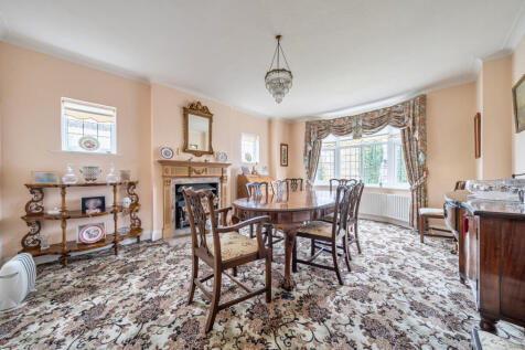 1375976-7-6911d06...