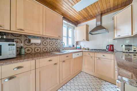 1375976-10-6911d0...