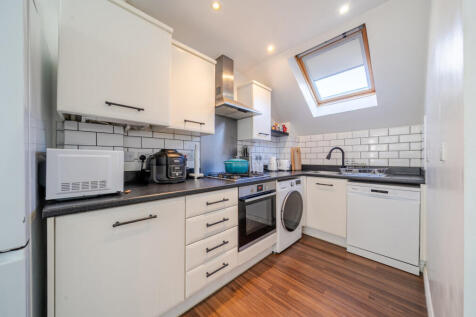 1382813-6-6920633...