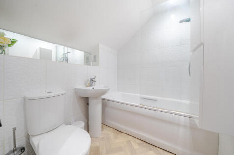 1382813-15-692063...