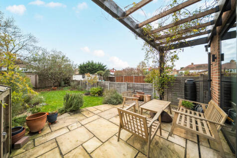 1384959-5-6925df7...