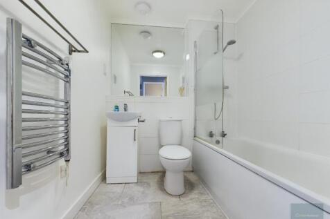 CAM02540G0-PR0039-ST