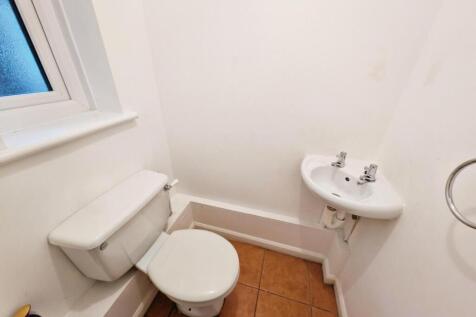 Ground floor WC