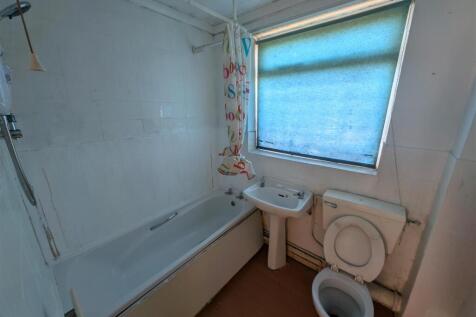 UPPER - Bathroom
